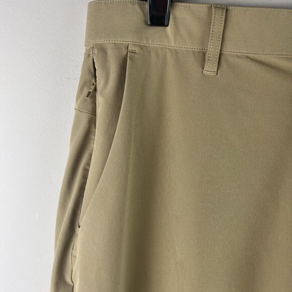 Fabletics Pants Men 33x32 Beige The High Side Chino Lightweight Comfort Slim Fit - Picture 3 of 9